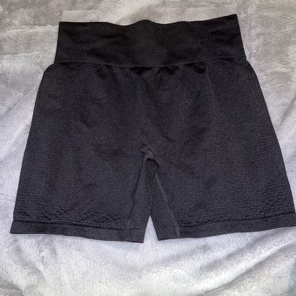 Nike shorts - Picture 2 of 2